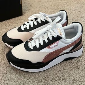 Puma Cruise Rider In White/black/gold